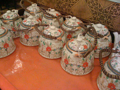 中国の茶店。このような店で二胡を聴くこともできる